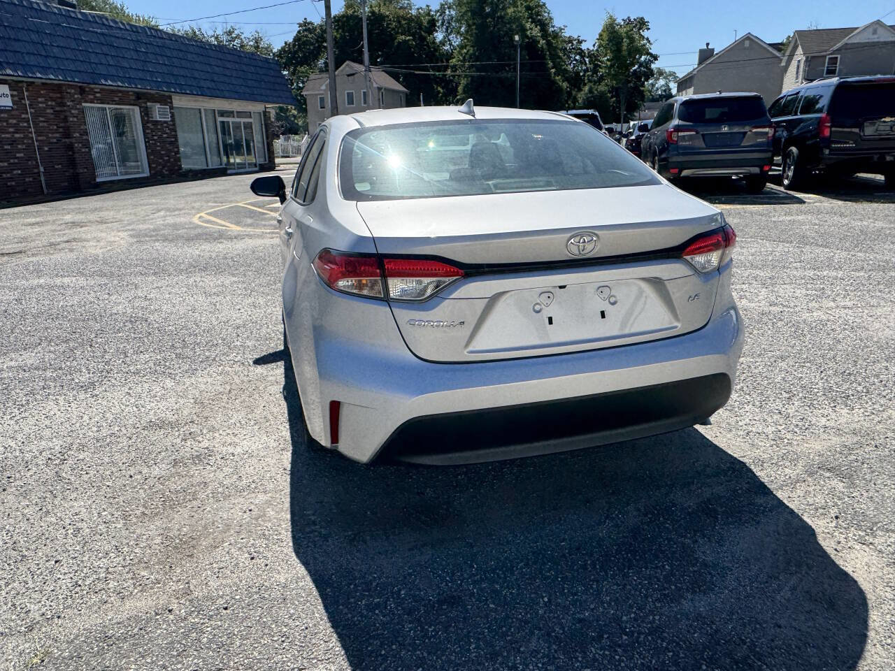 Used 2023 Toyota Corolla LE image 14