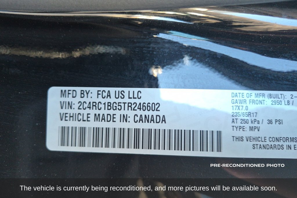 Used 2026 Chrysler Pacifica Select FWD image 19
