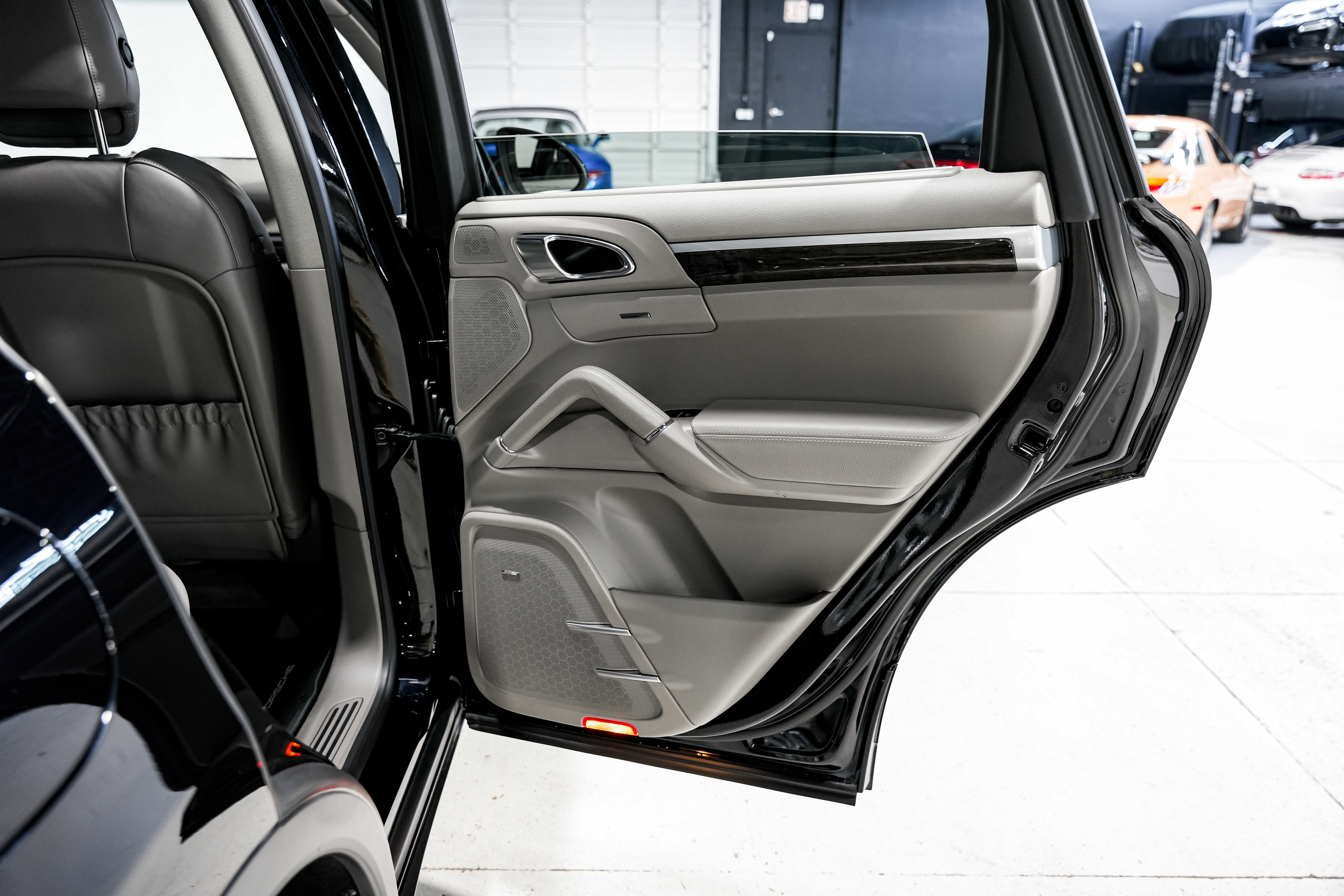 Used 2013 Porsche Cayenne Diesel image 28