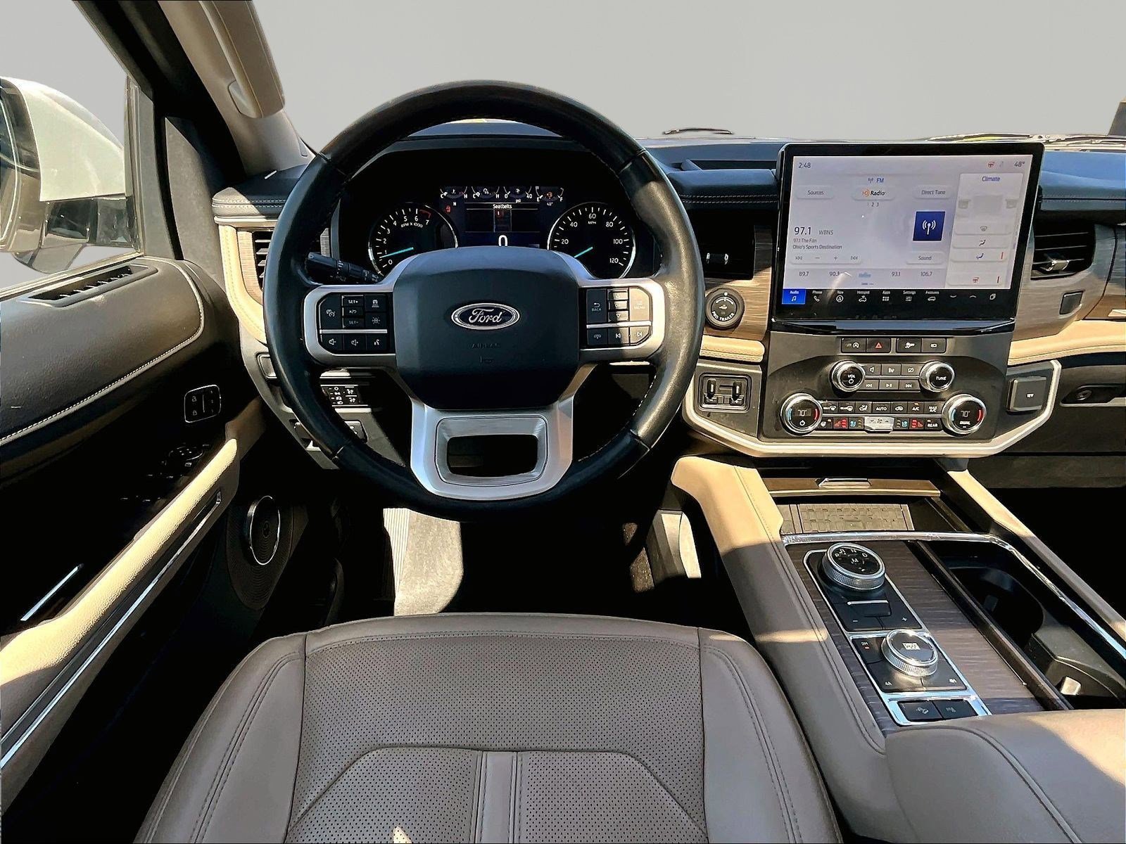 Used 2023 Ford Expedition Limited AWD/4WD image 8