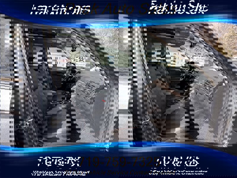 Used 2024 Volkswagen Tiguan Wolfsburg Edition AWD/4WD image 33