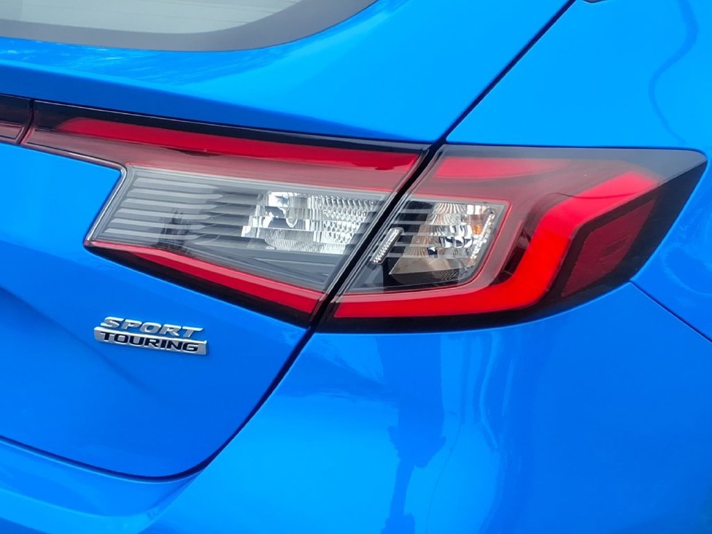 Used 2024 Honda Civic Sport Touring image 8