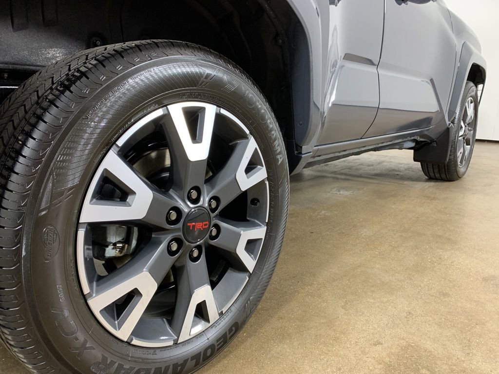 Used 2025 Toyota 4Runner TRD Sport Premium AWD/4WD image 9