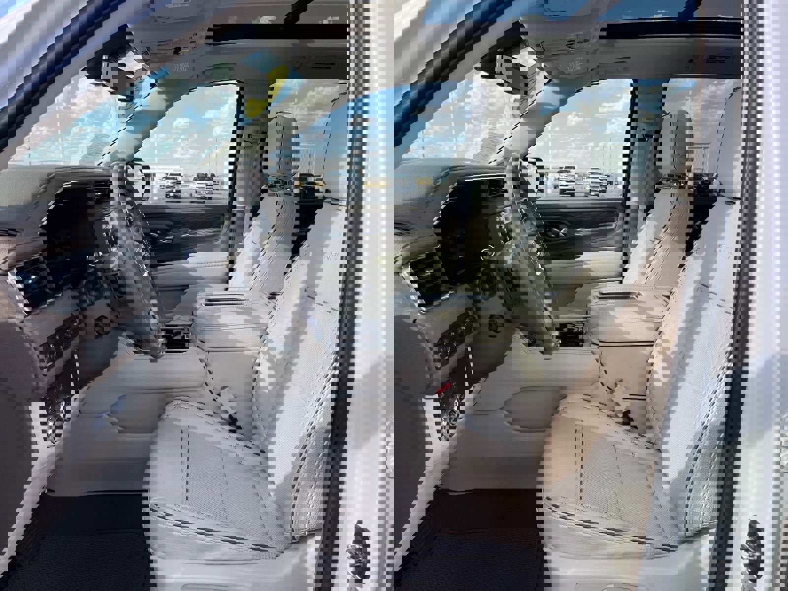 Used 2022 GMC Yukon Denali image 12