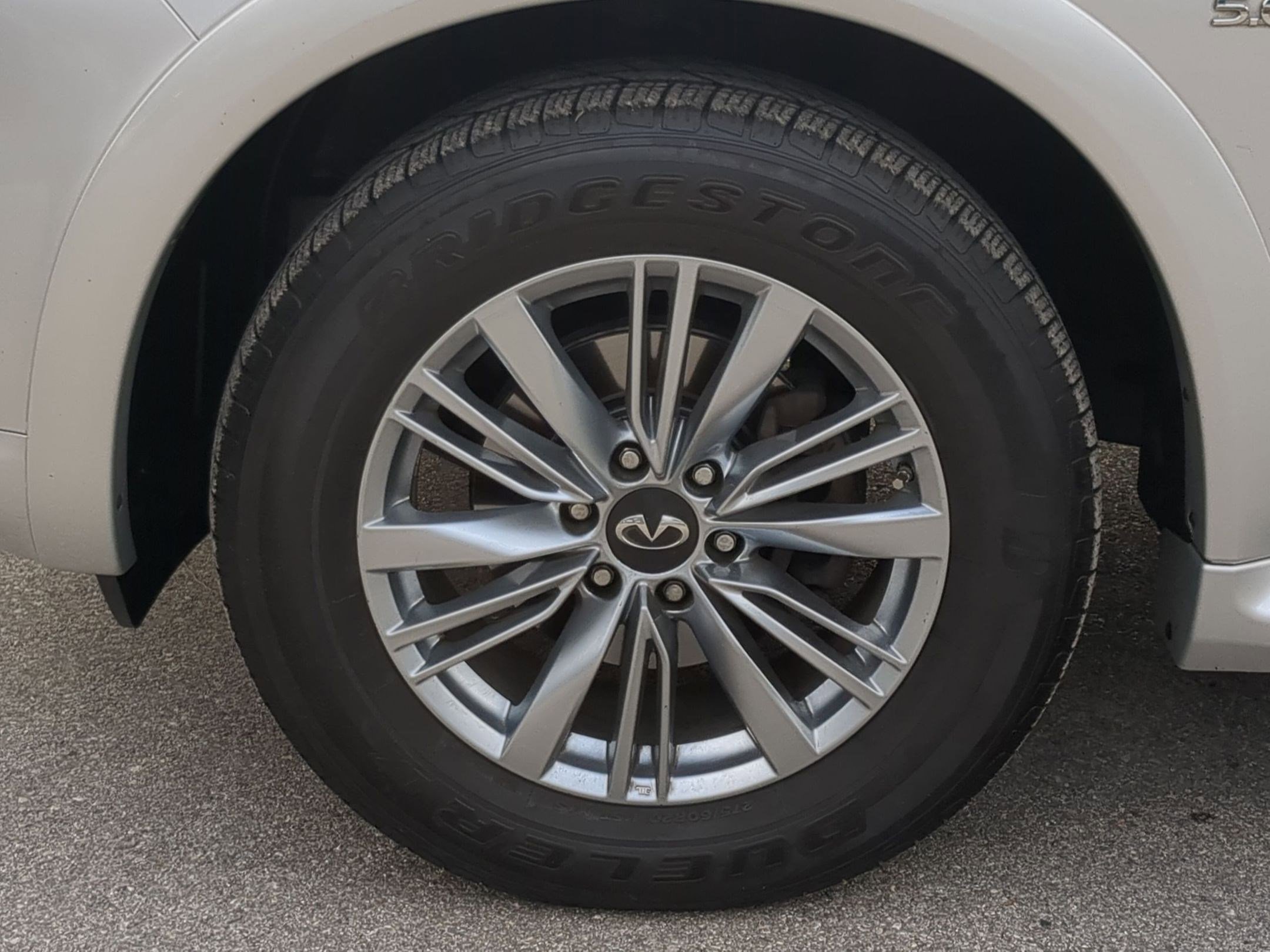 Used 2019 INFINITI QX80 Luxe AWD/4WD image 9