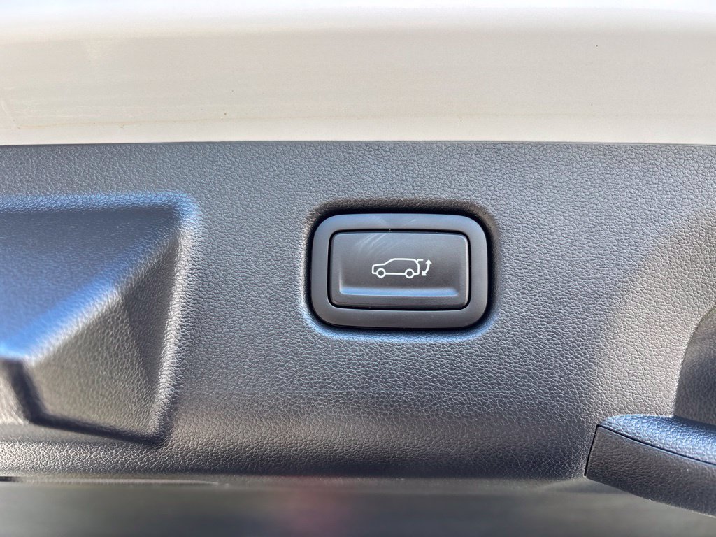 Certified 2024 Hyundai Kona Limited AWD/4WD image 14