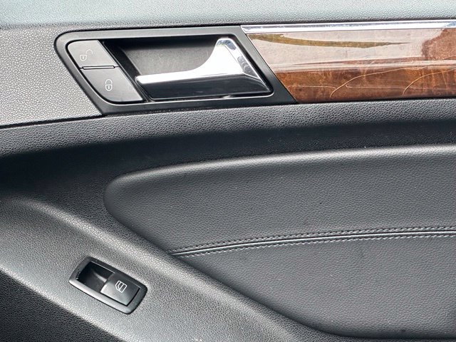 Used 2011 Mercedes-Benz ML 350 4MATIC image 33