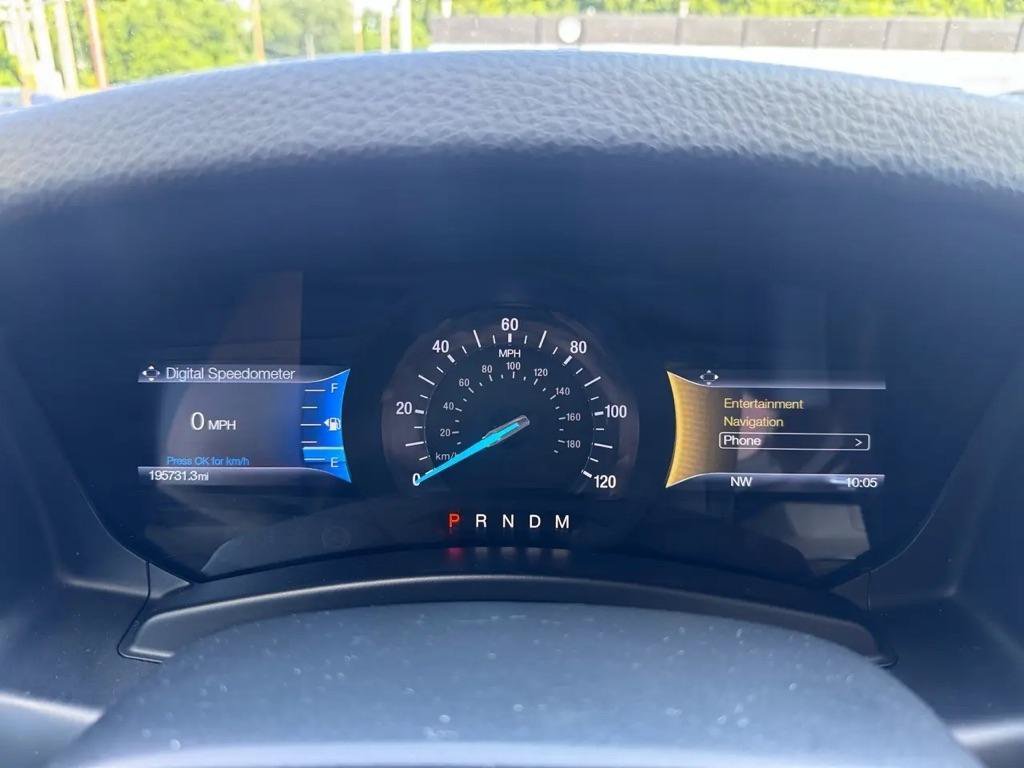 Used 2017 Ford Expedition Limited RWD image 16