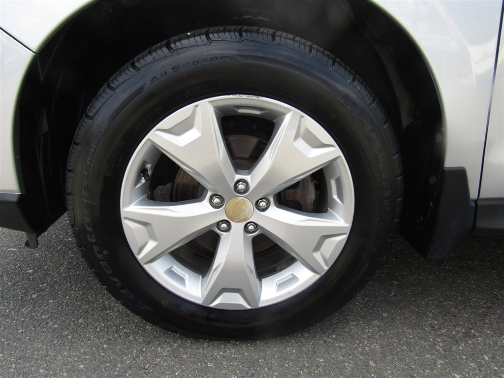Used 2015 Subaru Forester 2.5i Premium image 14