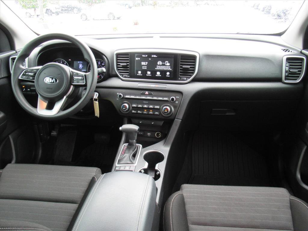Used 2020 Kia Sportage LX w/ LX Popular Package image 9