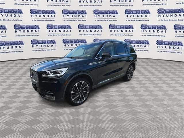 Used 2022 Lincoln Aviator Reserve w/ Equipment Group 201A image 4