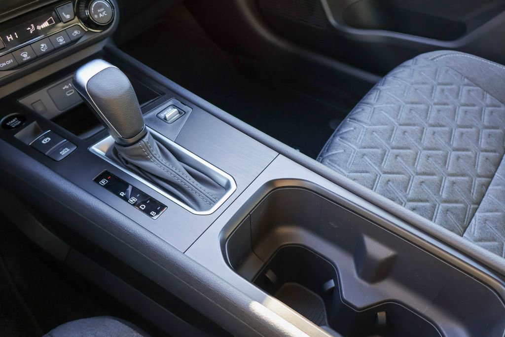 New 2026 Nissan Kicks SV image 14