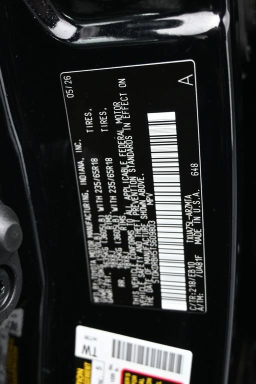 Used 2026 Toyota Highlander XLE AWD/4WD image 30
