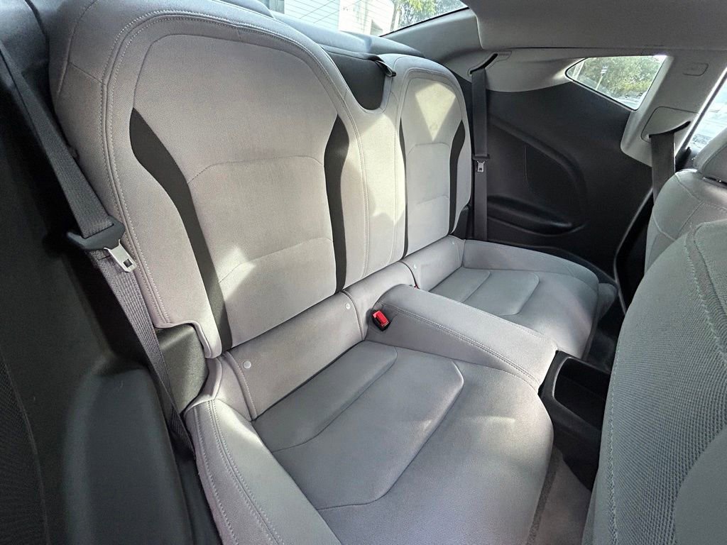 Used 2022 Chevrolet Camaro LT RWD image 28