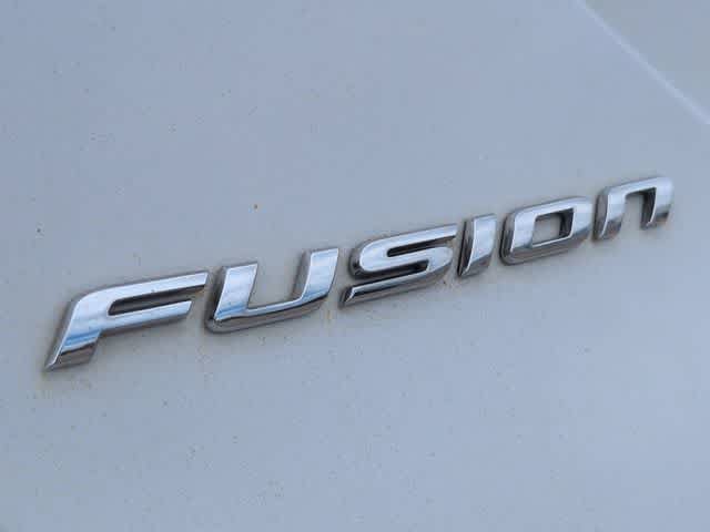 Used 2015 Ford Fusion SE FWD image 13