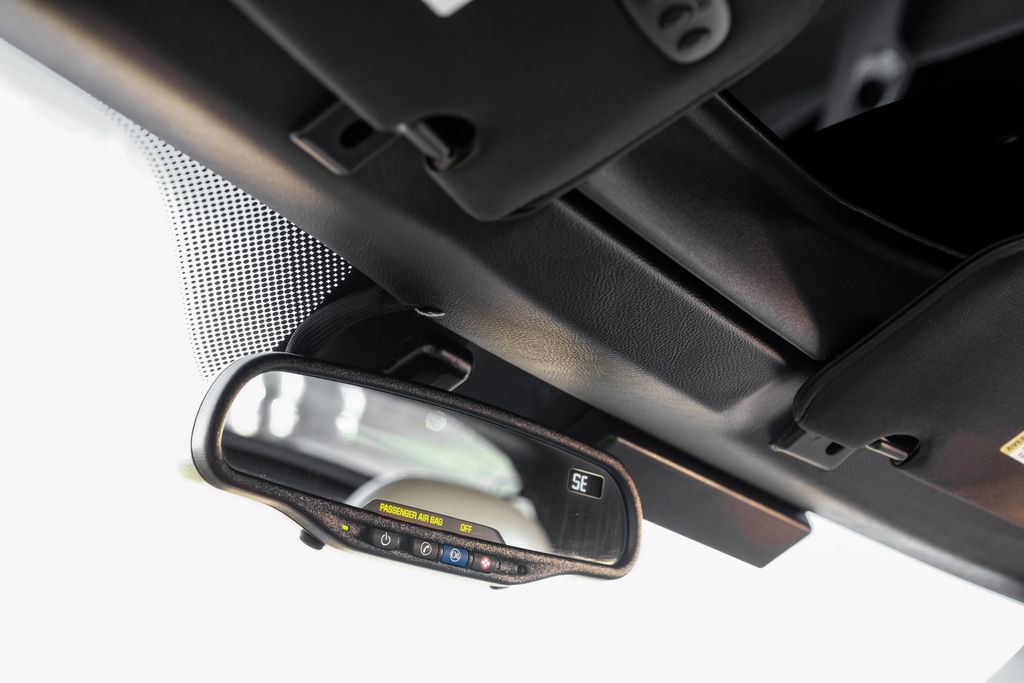 Used 2006 Chevrolet Corvette Coupe w/ Preferred Equipment Group image 27