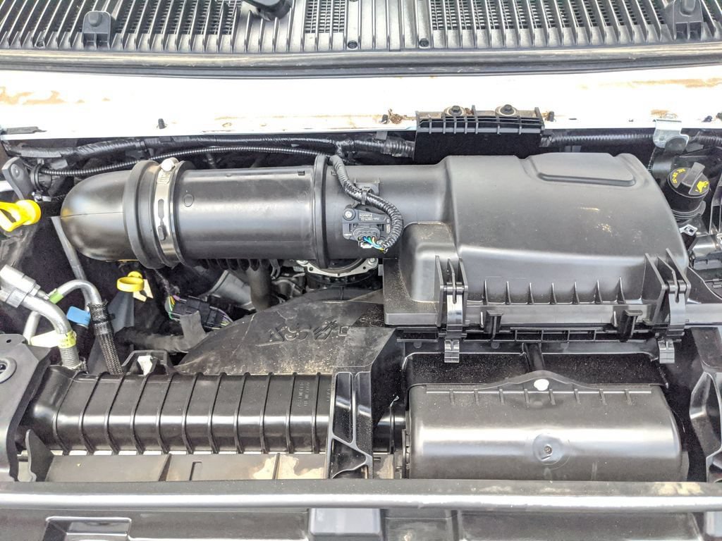 Used 2025 Ford E-450 and Econoline 450 Super Duty w/ Power Equipment Group RWD image 8