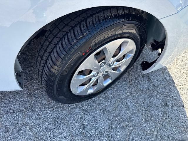 Used 2017 Hyundai Accent SE FWD image 10