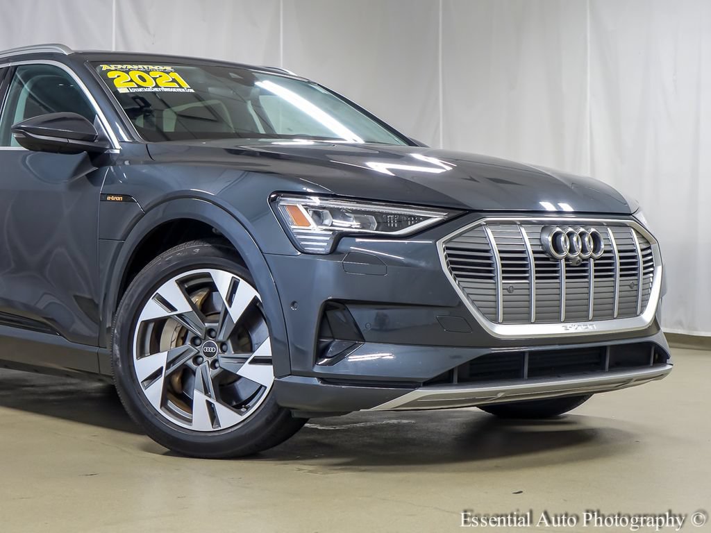 Used 2021 Audi e-tron Premium Plus w/ Premium Plus Package AWD/4WD image 3