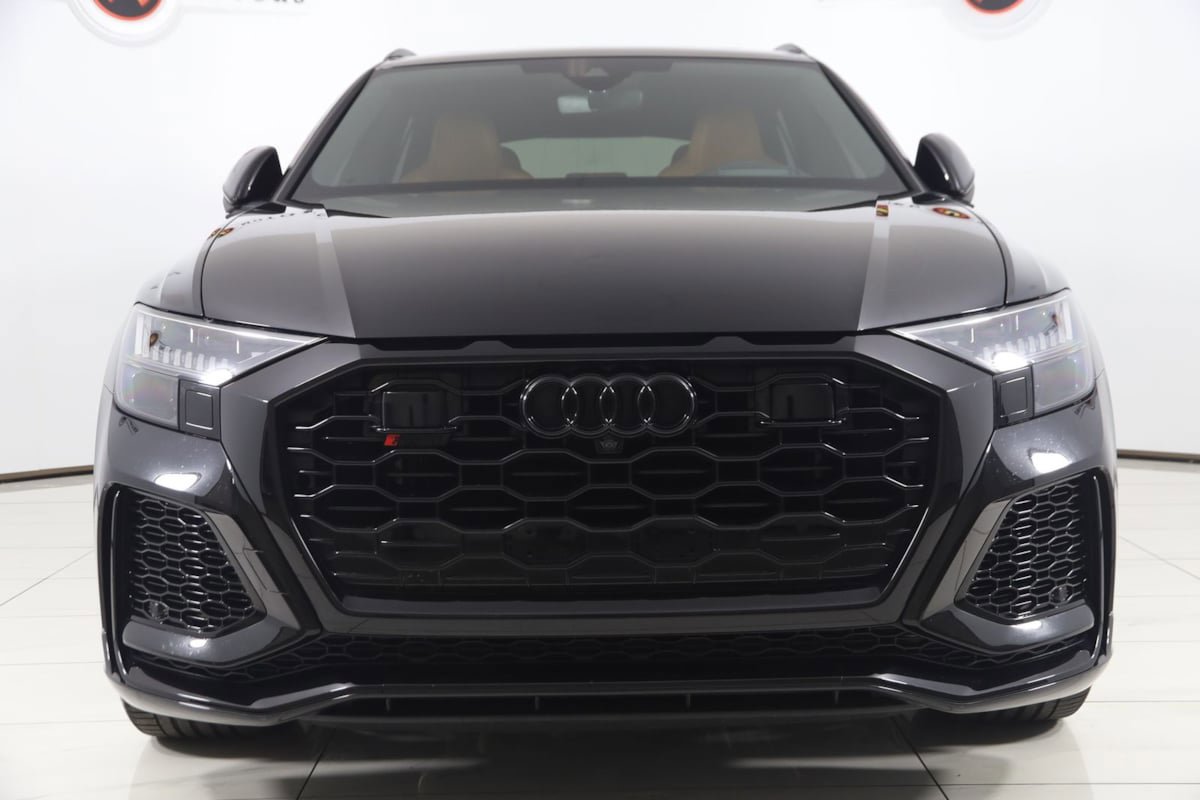 Used 2023 Audi RS Q8 w/ Black Optic Package AWD/4WD image 68
