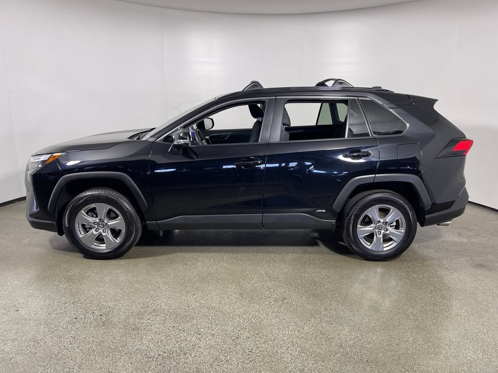 Certified 2024 Toyota RAV4 LE AWD/4WD image 6