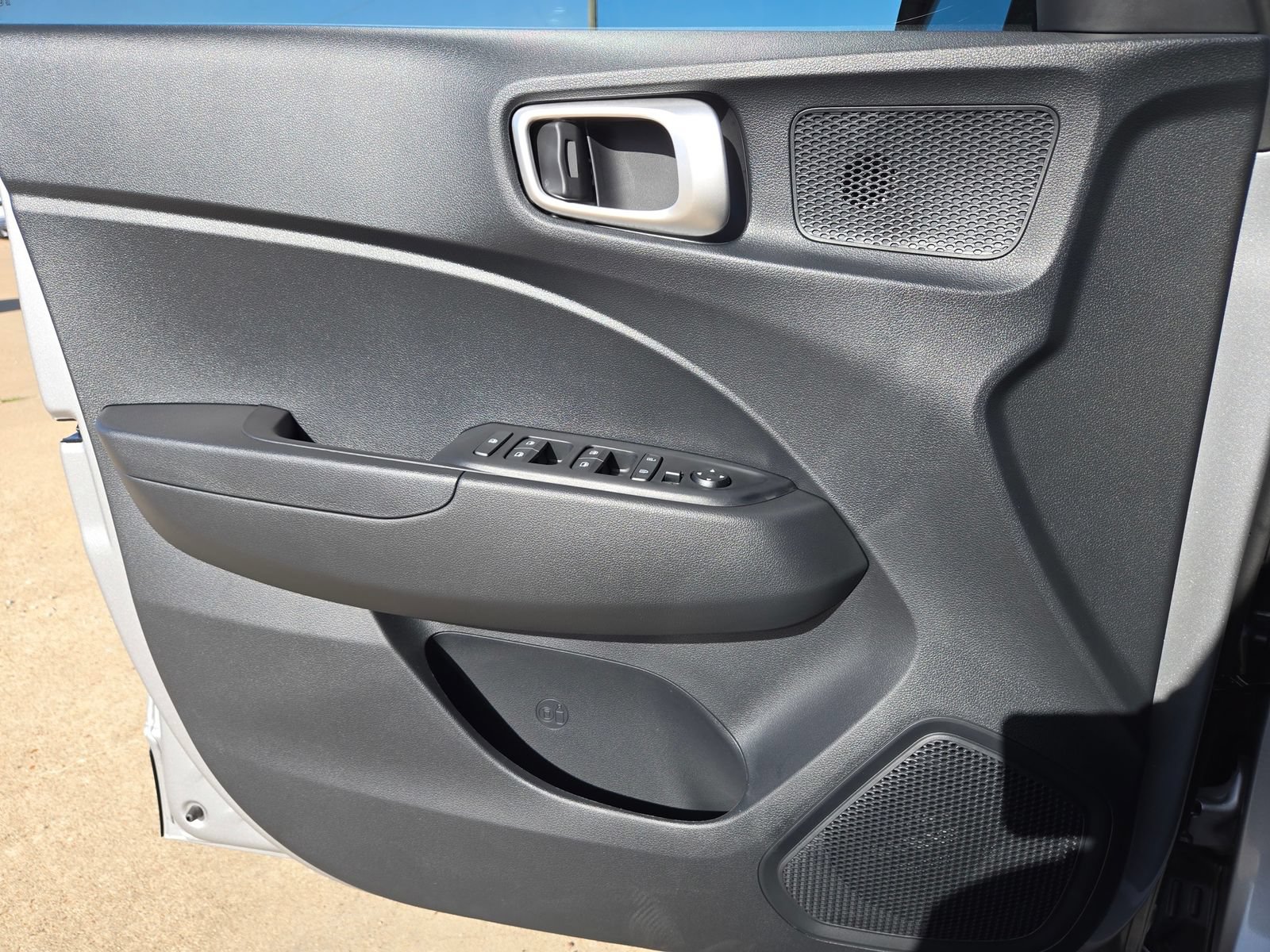 New 2026 Hyundai Venue SE FWD image 18