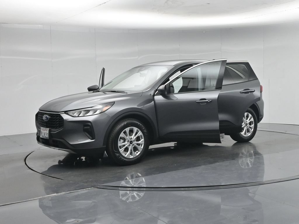 Used 2024 Ford Escape Active FWD image 6