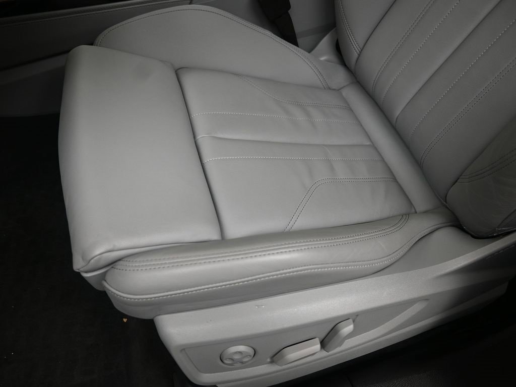 Certified 2024 Audi Q5 2.0T Premium Plus image 22