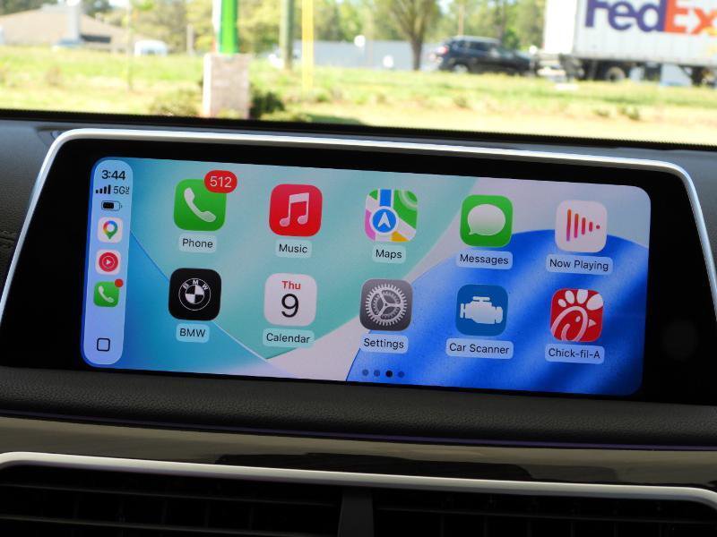 Used 2021 BMW 740i w/ Premium Package image 61