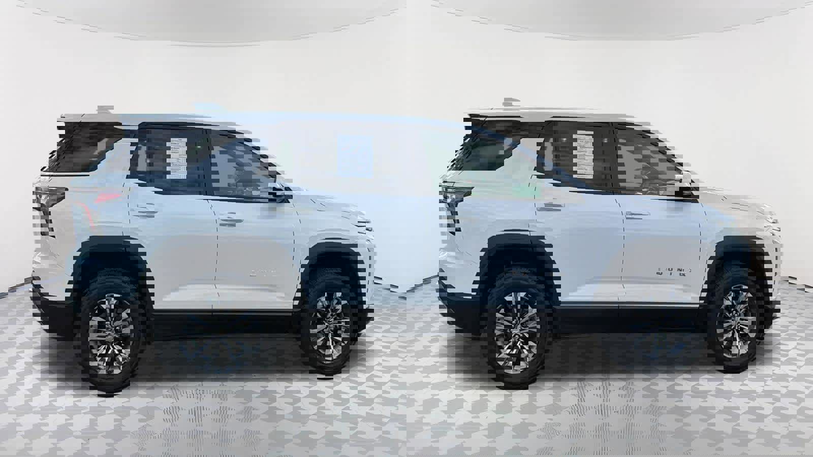 Used 2025 Chevrolet Equinox LT image 4