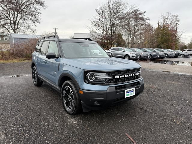 Used 2025 Ford Bronco Sport Outer Banks w/ Outer Banks Tech Package+ AWD/4WD image 22