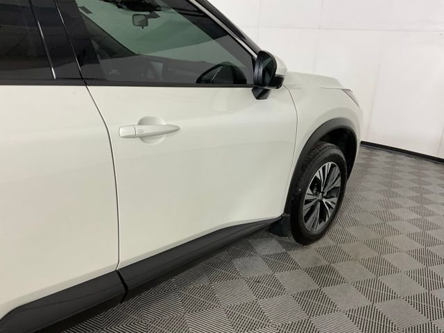 Used 2021 Nissan Rogue SV image 8