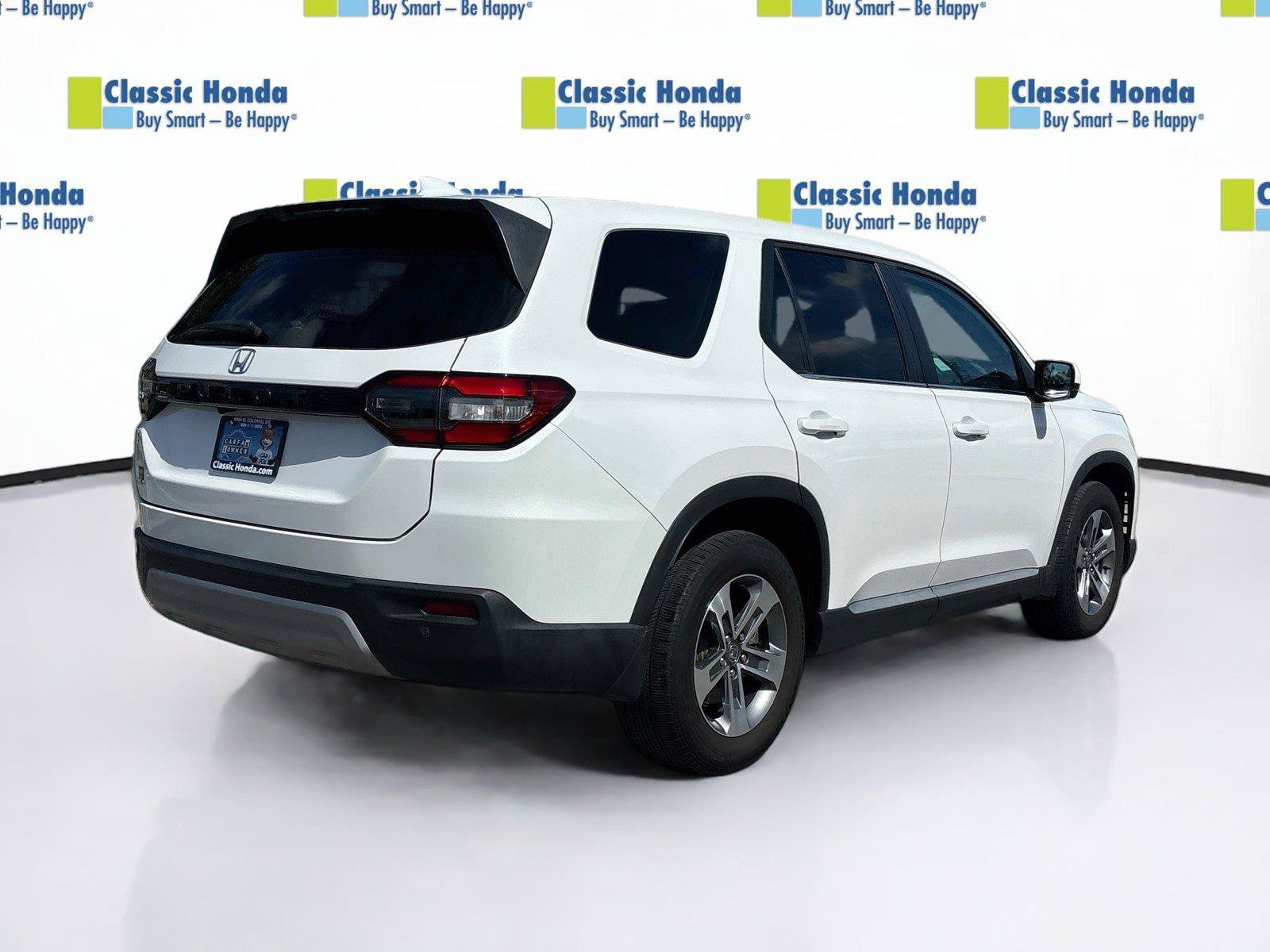 Certified 2024 Honda Pilot EX-L image 8