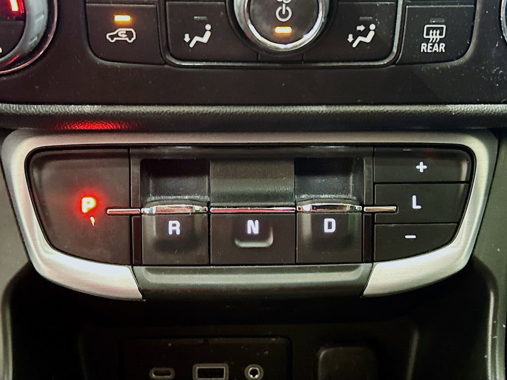 Used 2022 GMC Terrain SLE w/ Driver Convenience Package FWD image 14