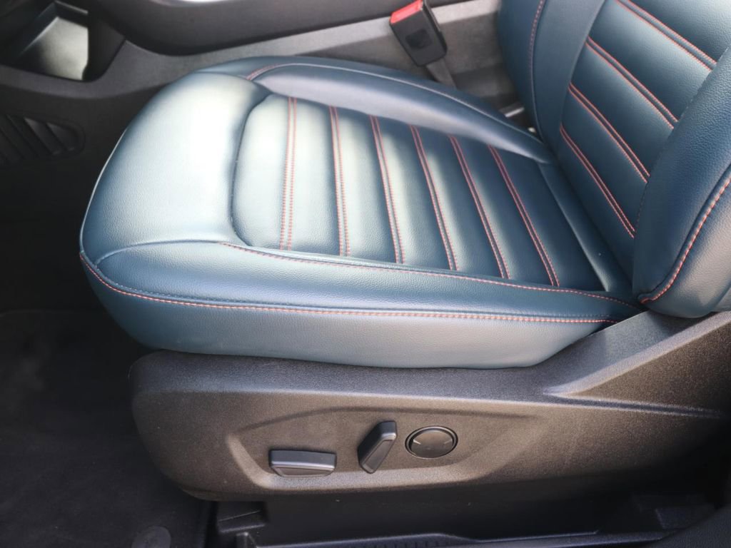 Certified 2023 Ford Edge SEL w/ Sport Appearance Package image 16