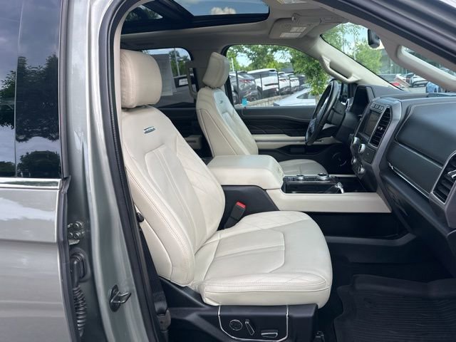 Used 2019 Ford Expedition Platinum AWD/4WD image 6