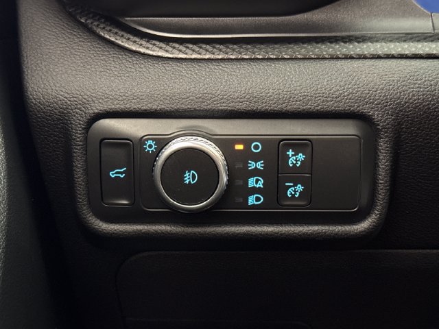 Used 2021 Ford Explorer ST w/ Equipment Group 401A AWD/4WD image 39