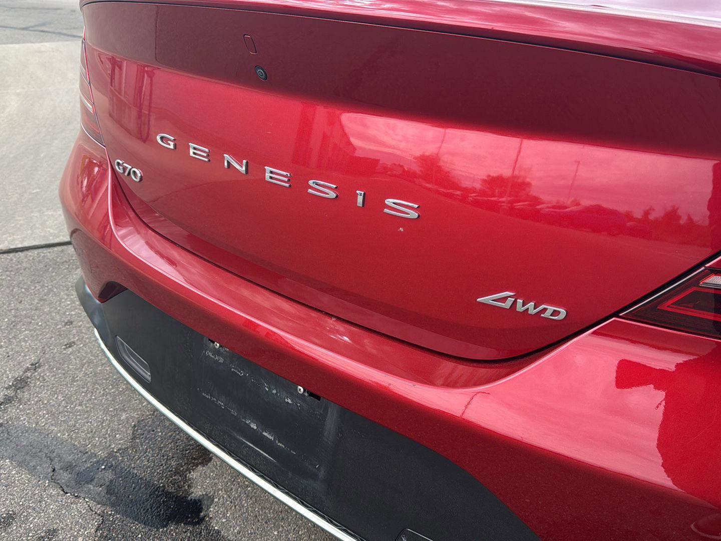 Used 2023 Genesis G70 2.0T AWD/4WD image 5