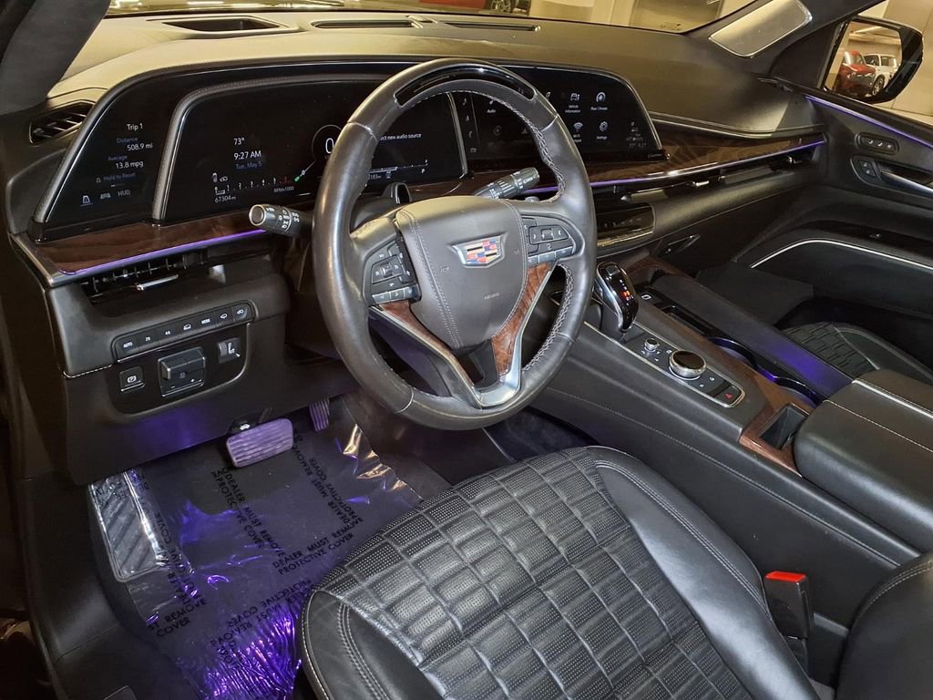 Used 2021 Cadillac Escalade ESV Sport Platinum AWD/4WD image 3