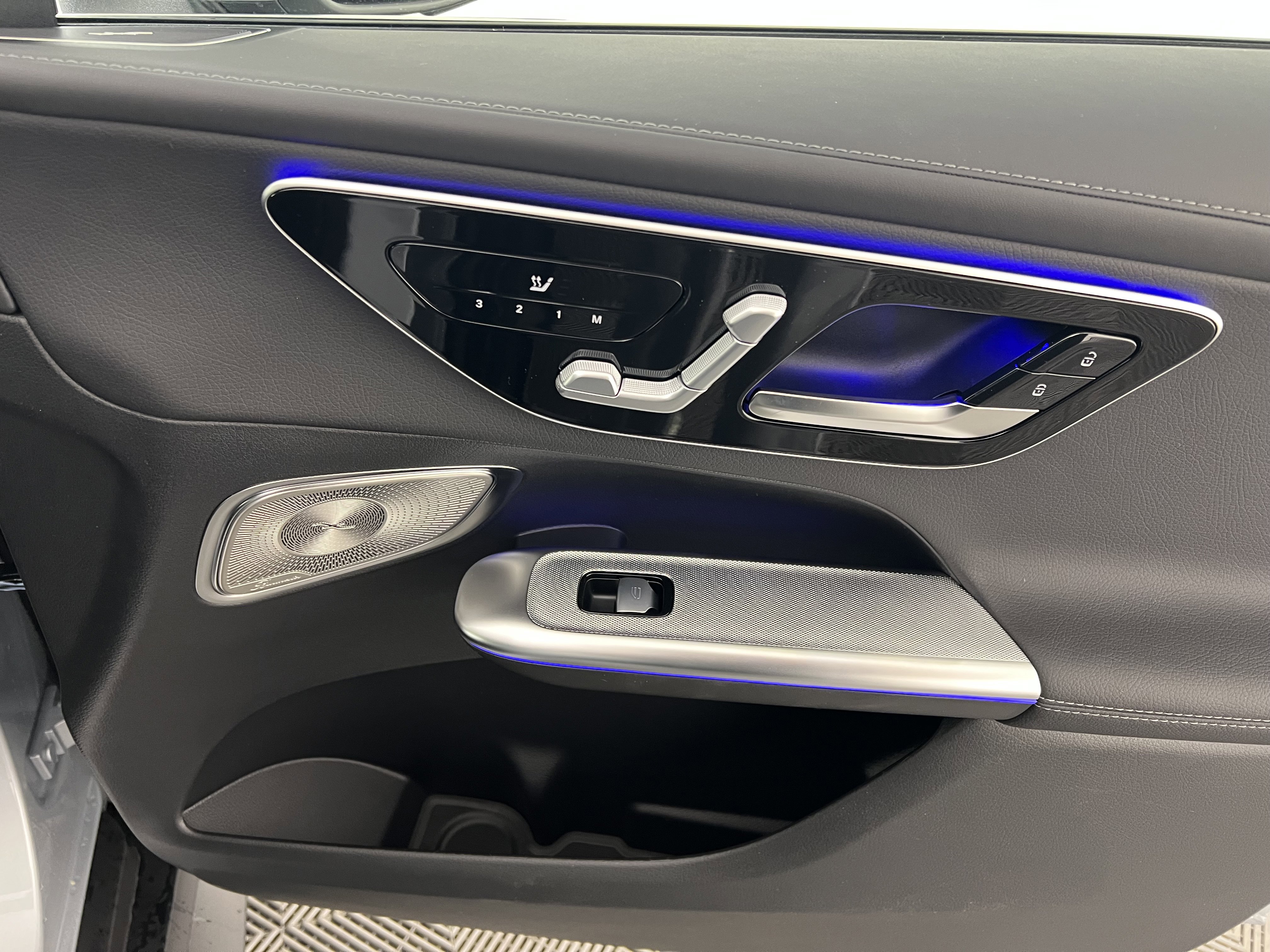 New 2026 Mercedes-Benz GLC 300 4MATIC image 26