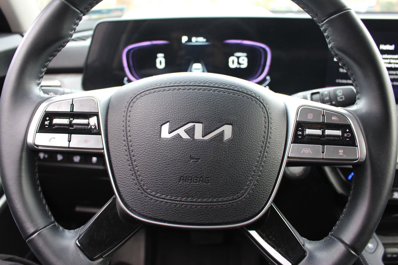 Certified 2024 Kia Telluride EX image 18