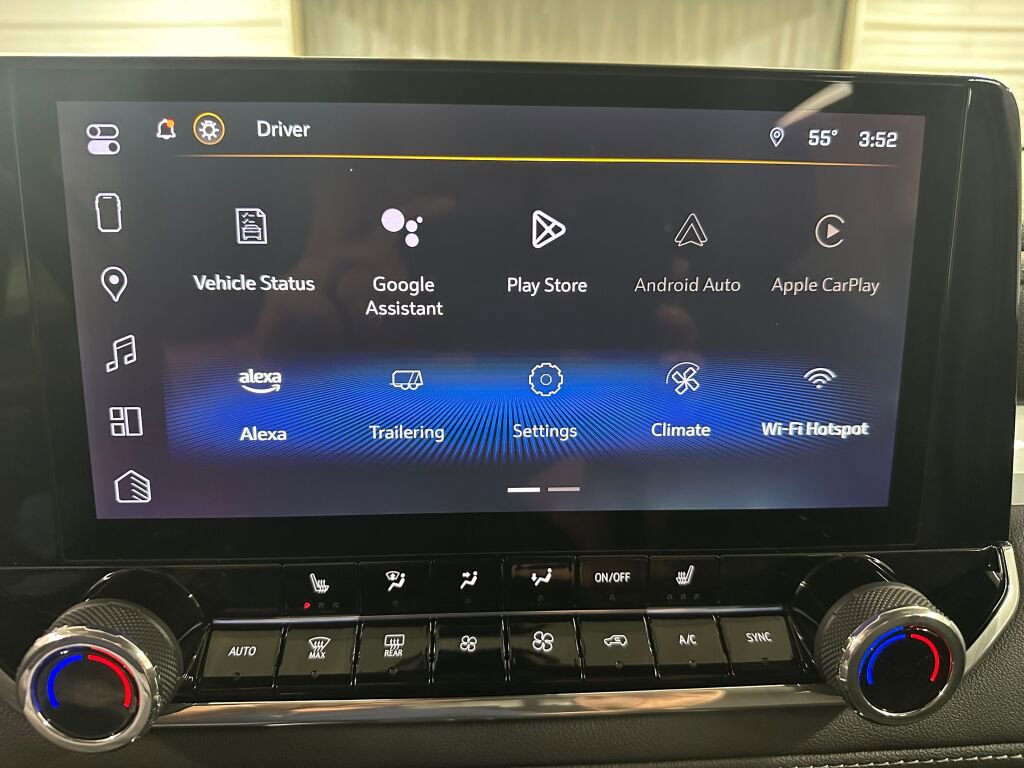 Certified 2024 Chevrolet Colorado LT w/ LT Convenience Package III image 10