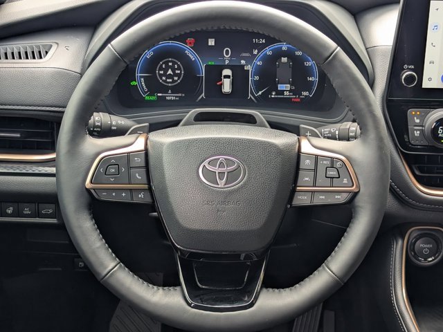 Used 2025 Toyota Grand Highlander AWD Hybrid image 21