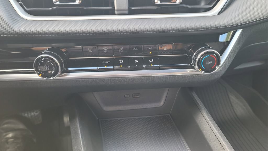 New 2026 Chevrolet Equinox LT image 22