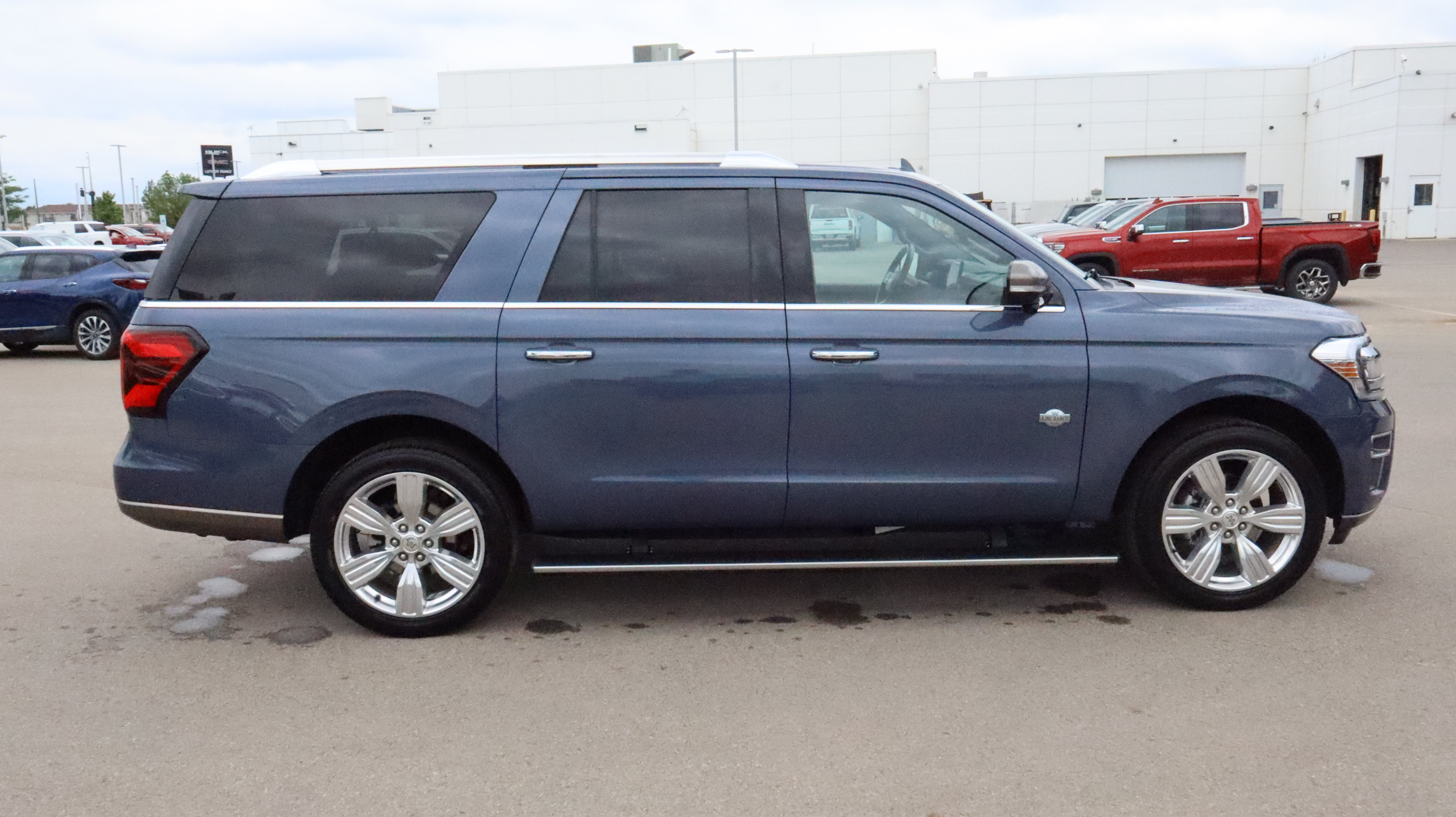 Used 2023 Ford Expedition Max King Ranch AWD/4WD image 8