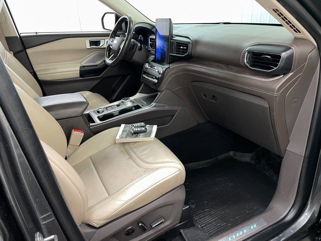 Used 2020 Ford Explorer Platinum AWD/4WD image 44