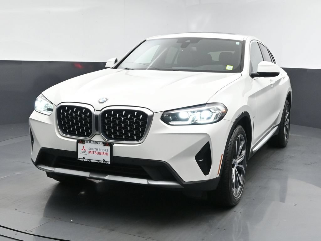 Used 2022 BMW X4 xDrive30i AWD/4WD image 24