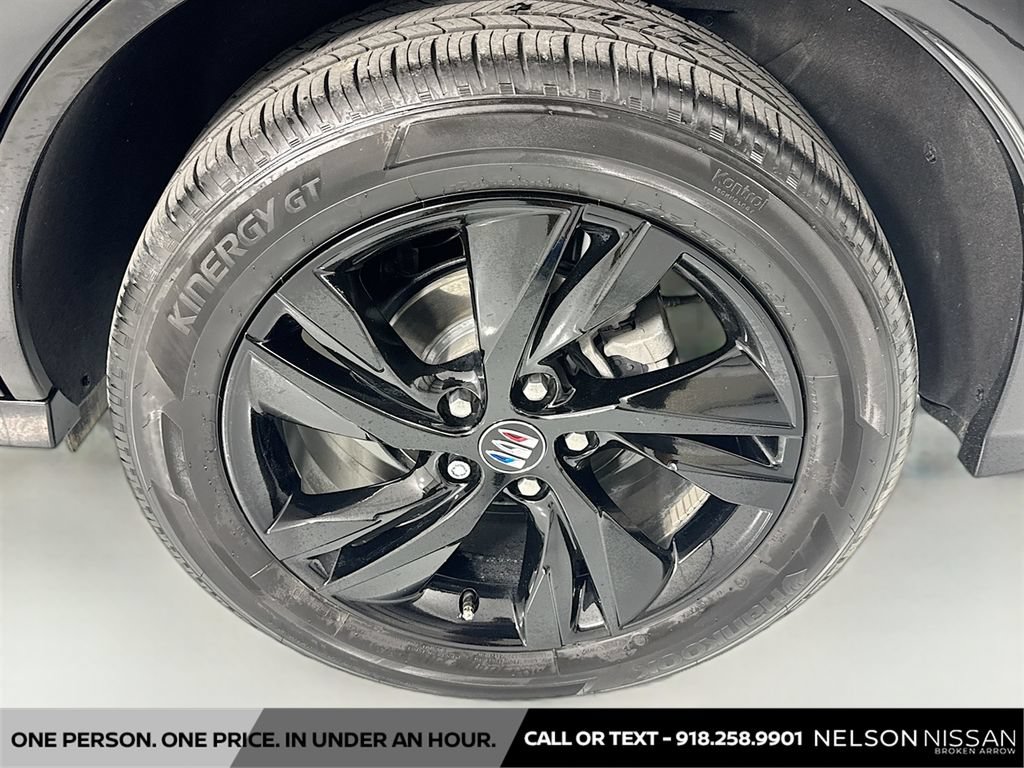 Used 2025 Buick Encore GX Sport Touring w/ Comfort Package AWD/4WD image 29