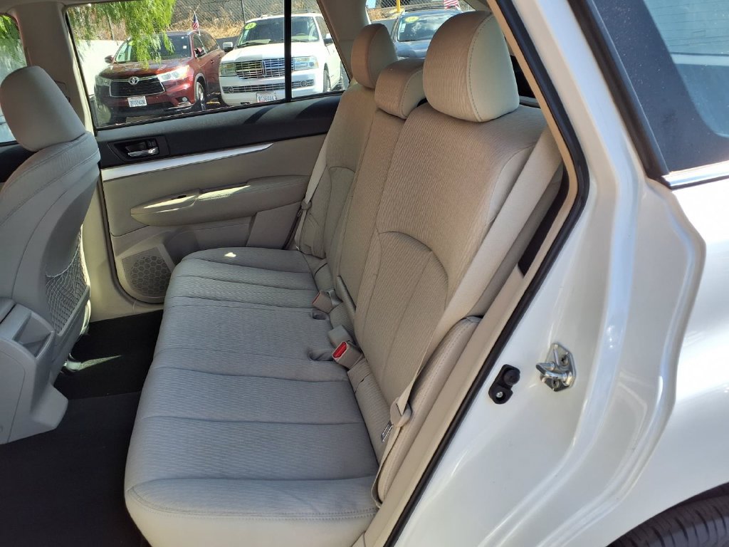 Used 2012 Subaru Outback 2.5i AWD/4WD image 18