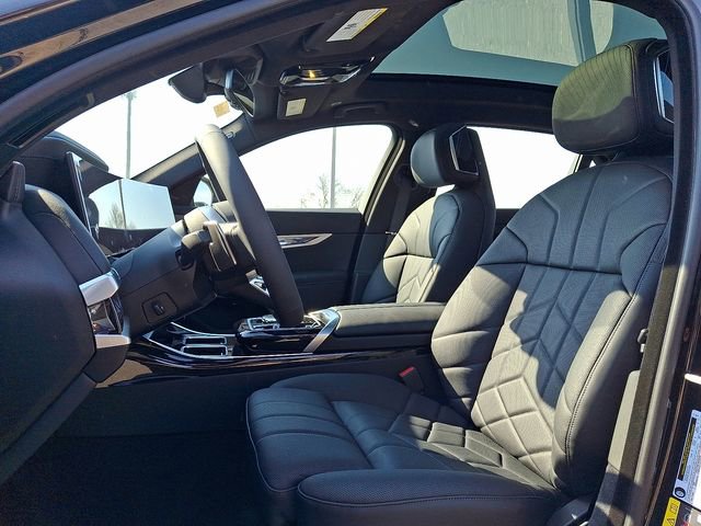 New 2026 BMW i7 eDrive50 image 12